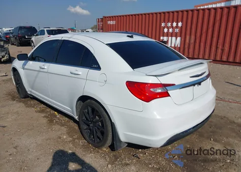 2013 Chrysler 200 Touring из США, поврежденный, VIN 1C3CCBBB7DN570203